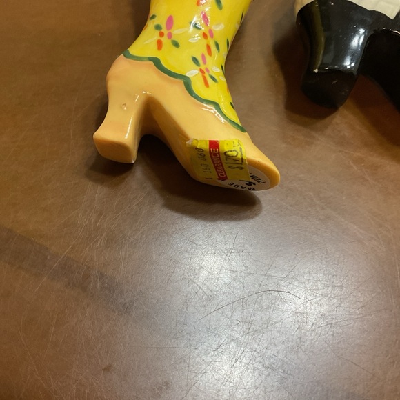 Porcelain Vintage Shoe Look Trinket, Pill, Jewelry Box. - Picture 6 of 10